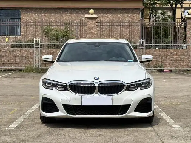 BMW BMW 3 Series 325Li M sports suit