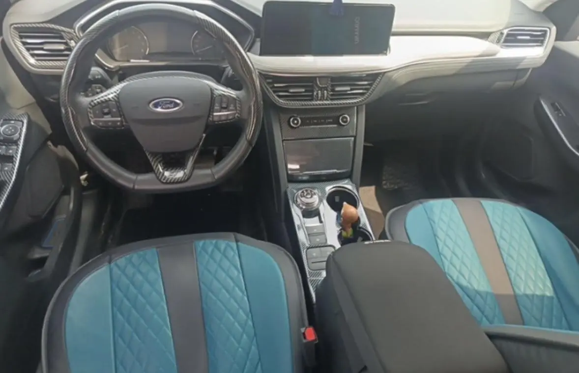 Ford Ruiji EcoBoost 245 two-wheel drive Yaoxiang model