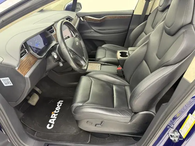 Tesla Model X 100D long battery life version