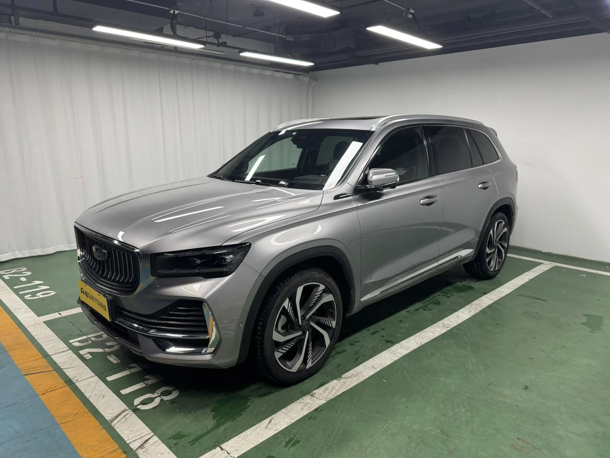 Geely Xingyue L 2.0TD high-power automatic four-wheel drive flagship type