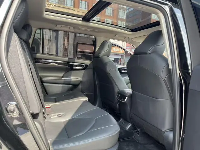 TOYOTA Highlander 380T four-wheel drive Premium Edition 7 seats