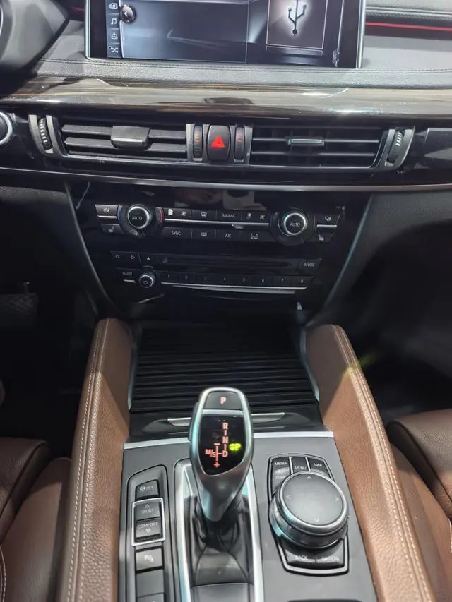 BMW BMW X6 xDrive35i M Sports Luxury