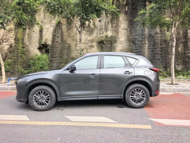 Mazda Mazda CX-5 Facelifted 2.0L automatic two-wheel drive Zhizun type