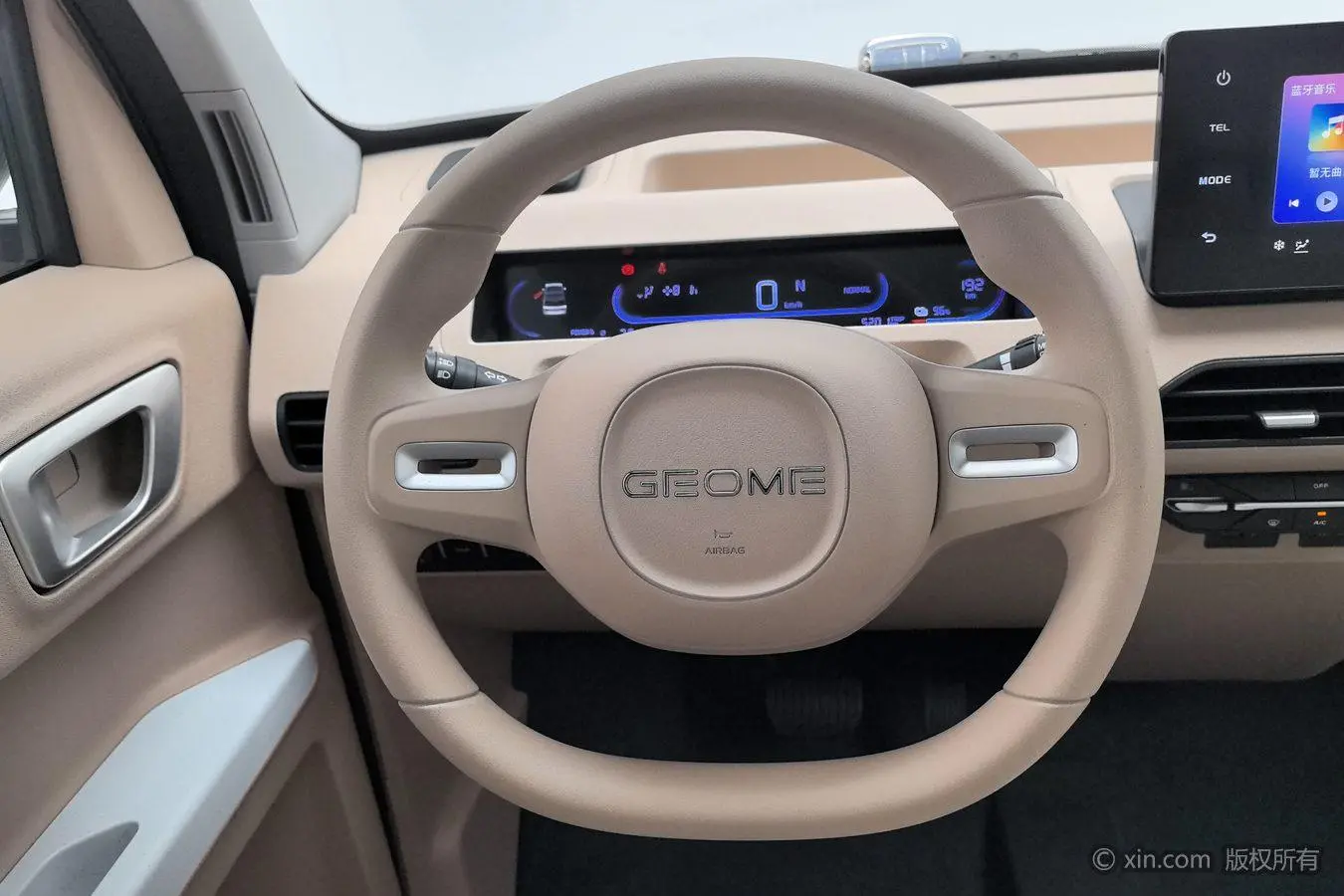 Geely Galaxy panda 200km panda mini smart bear