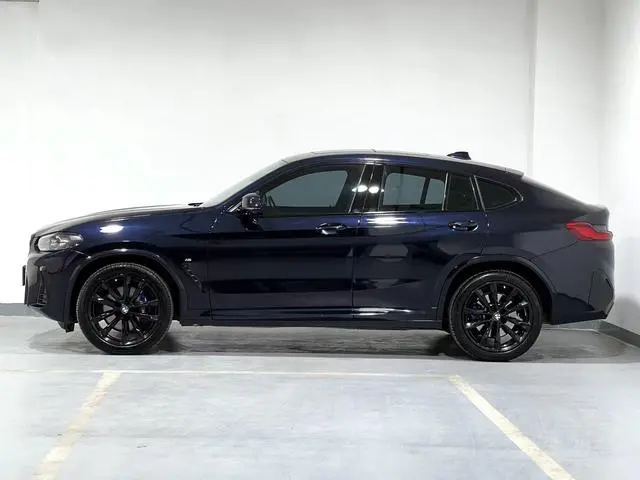 BMW BMW X4 xDrive 30i M Sports Yao Ye Set