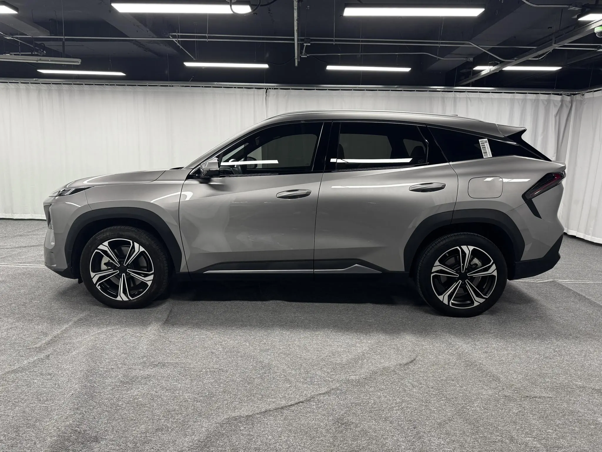 Geely Galaxy Galaxy L7 1.5T DHT 115km Starship