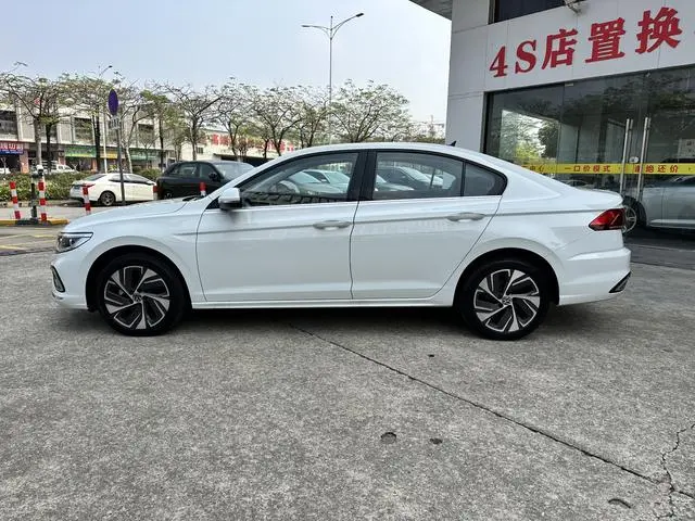 Volkswagen Bora 200TSI DSG Yuexing PRO Edition