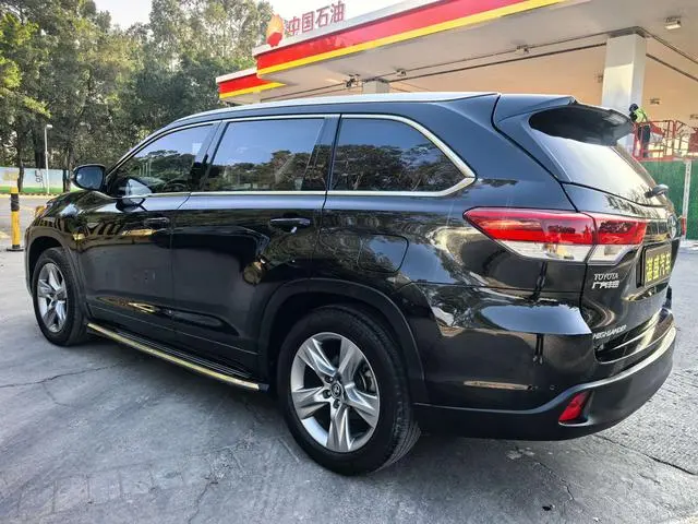 TOYOTA Highlander 2.0T four-wheel drive deluxe edition 7-seater Country VI