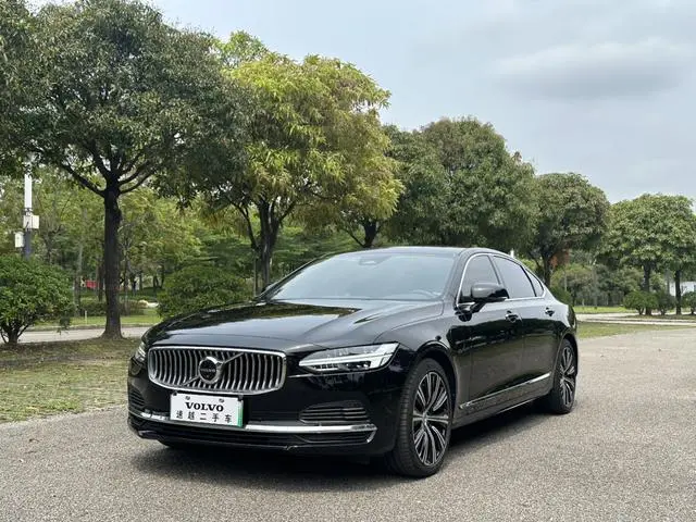 Volvo Volvo S90 PHEV T8 four-wheel drive long battery life Zhiya Deluxe Edition