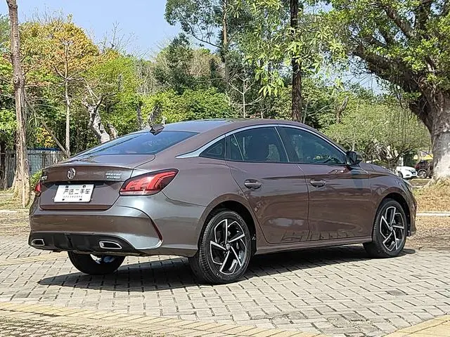 MG MG5 300TGI DCT Chaoyue Premium Edition