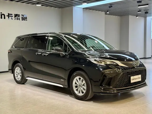 TOYOTA Grevia Smart electric hybrid dual engine 2.5L two-wheel drive comfort version