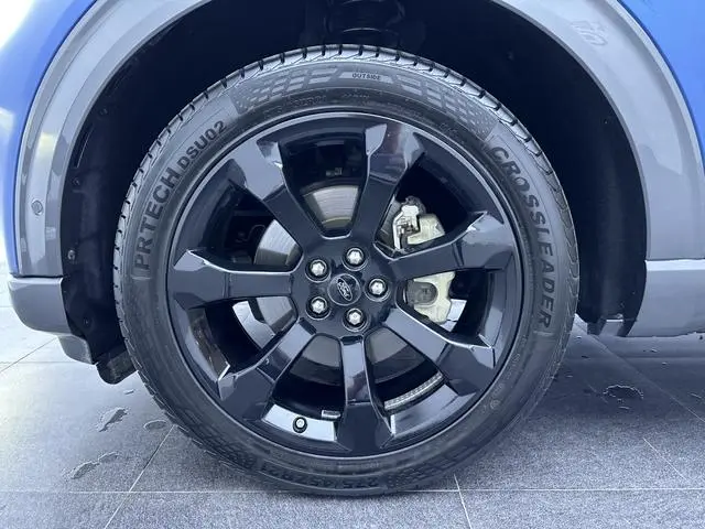 Ford Explorer EcoBoost 285 four-wheel drive sports version ST-LINE 7-seater