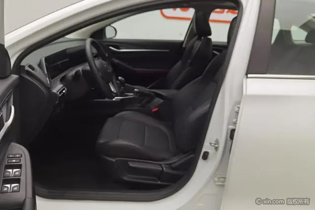 Changan Yidong PLUS 1.6L GDI manual luxury