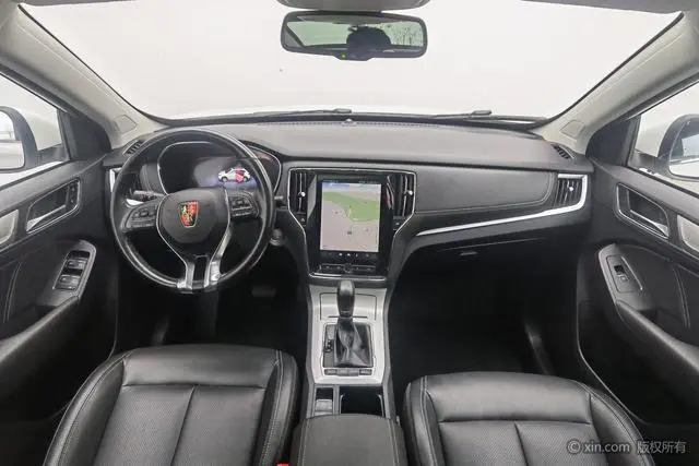 Roewe Roewe eRX5 50T Hybrid Interconnection Premium Ultimate Edition