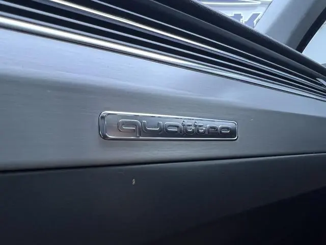 Audi Audi Q7 45 TFSI S line sporty