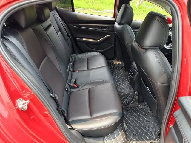 Mazda Mazda 3 Angkesaila 2.0L automatic quality elegant version