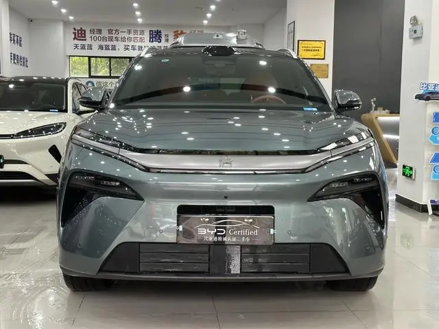 BYD Tang L DM DM-p 175KM four-wheel drive drone player version