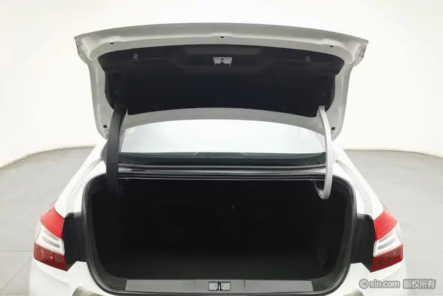 Peugeot Peugeot 408 1.6T Automatic Deluxe Edition