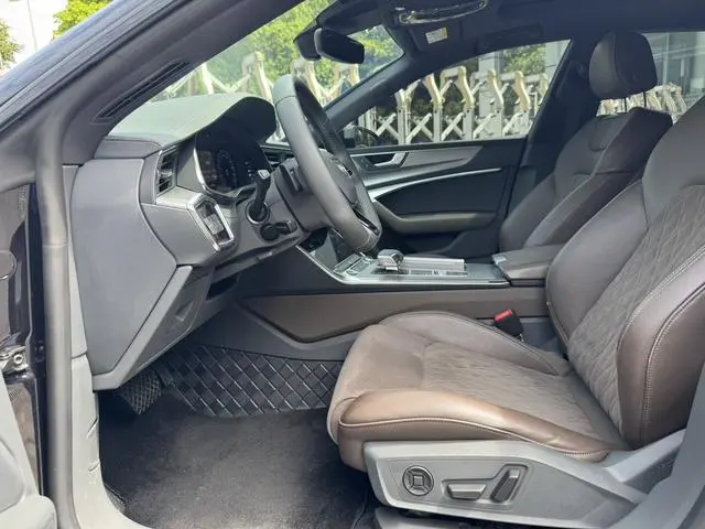 Audi Audi A7L 45 TFSI quattro S-line wind knight