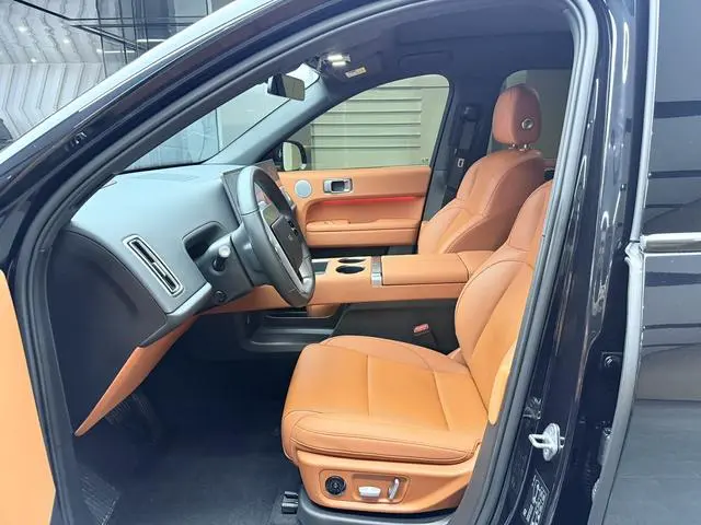 Li Auto Ideal L6 Pro version