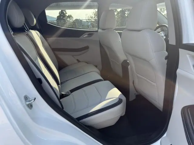 BYD Yuan Pro 401KM luxury