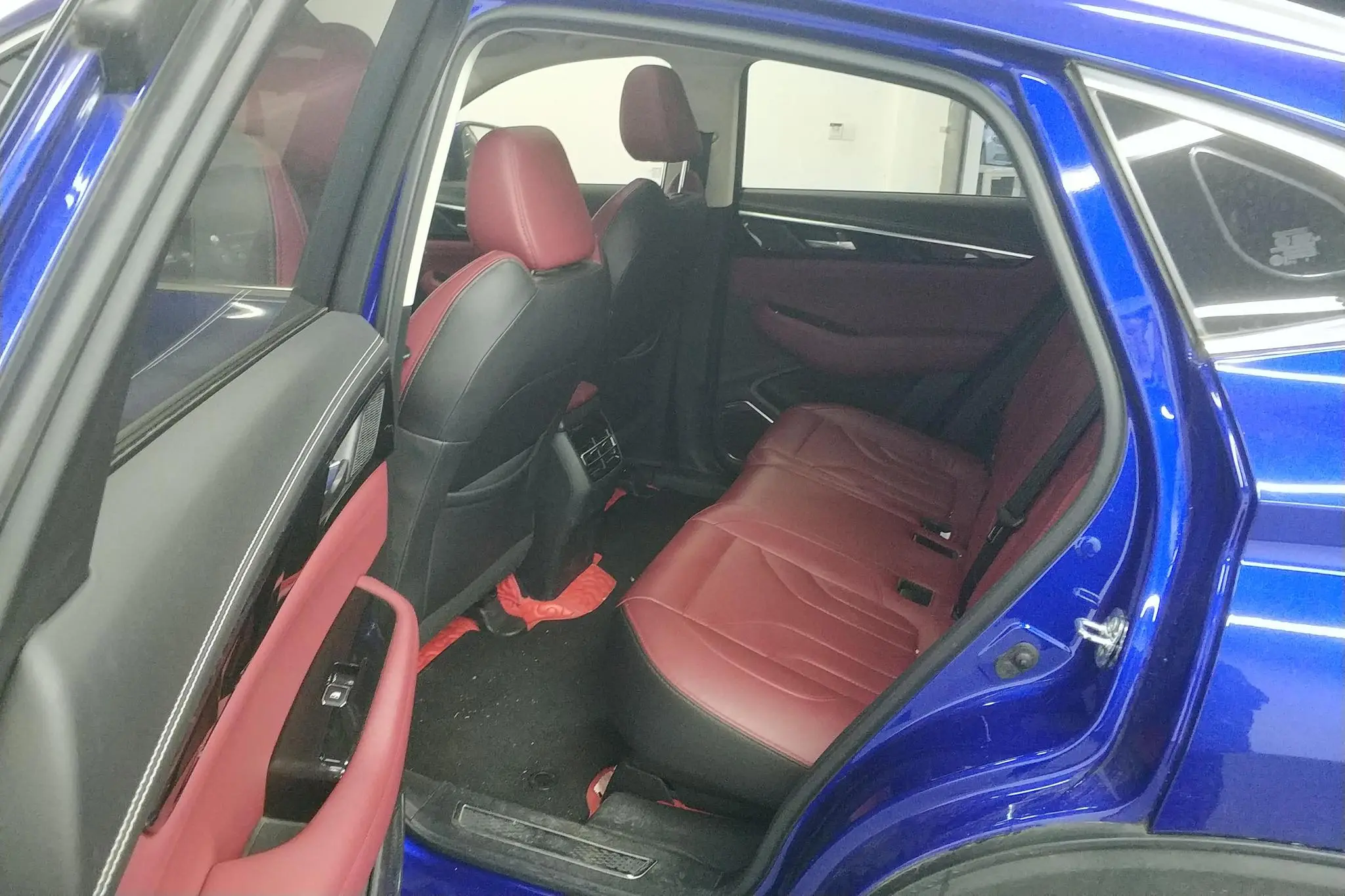 Changan Changan CS85 COUPE 2.0T product version Country VI