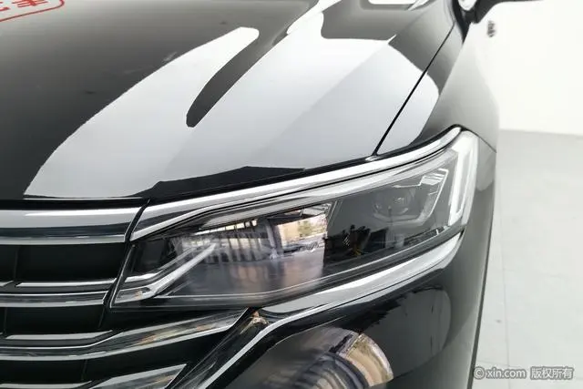 Volkswagen Weiran 380TSI Premium Edition