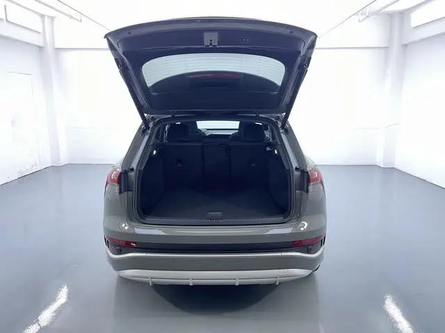 Audi Audi Q4 e-tron 50 e-tron quattro Creative Edition