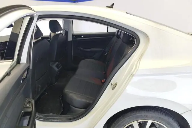 Volkswagen Bora 1.5L Automatic Elite Intelligent Version