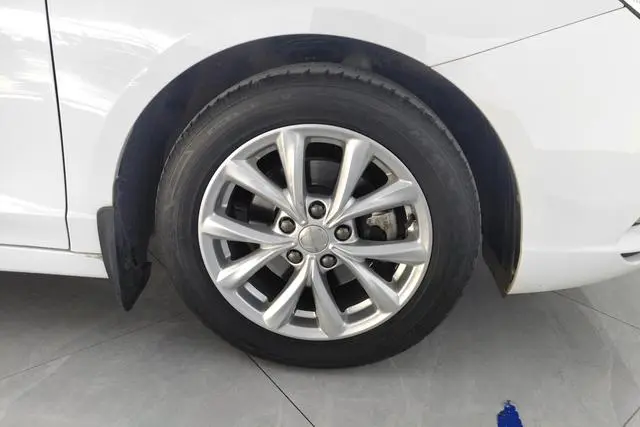 Roewe Roewe i5 1.5L manual 4G Interconnection Linghao Edition