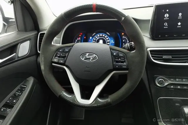 Hyundai Tucson 280TGDi dual-clutch two-wheel drive Zhilian version Country V