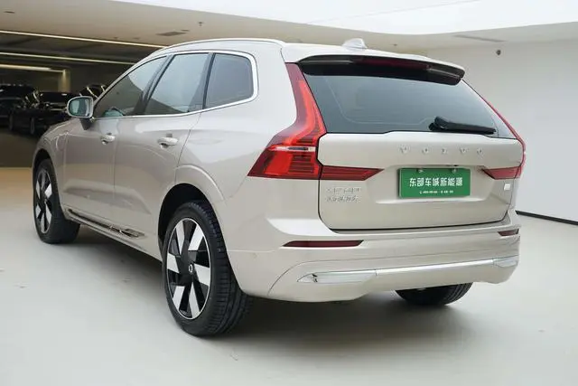 Volvo Volvo XC60 PHEV T8 four-wheel drive long battery life Zhiyuan Deluxe Edition