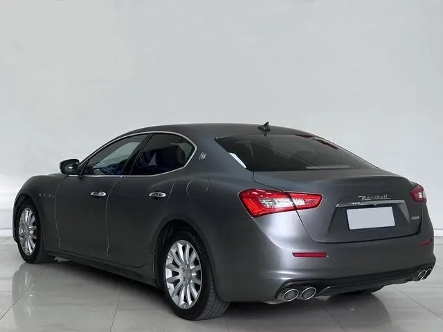Maserati Ghibli 3.0T 350Hp standard version Country V
