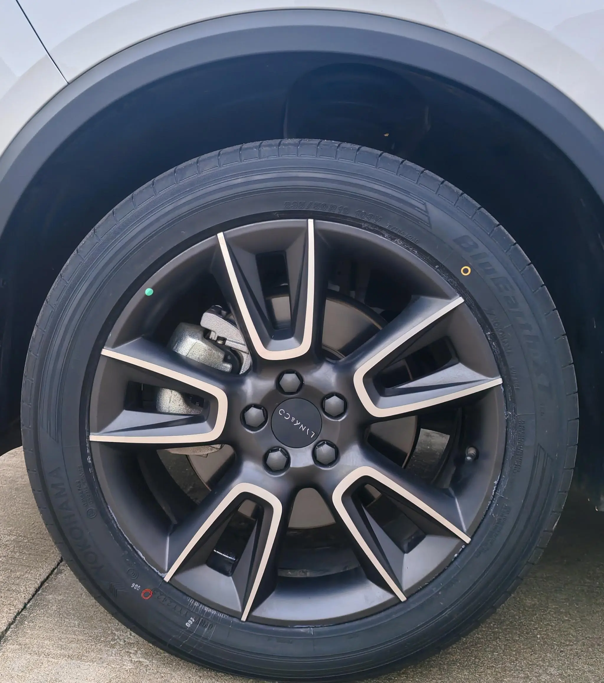 LYNK & CO Lynk 01 2.0TD two-wheel drive global Pro