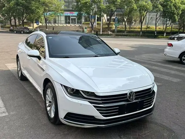 Volkswagen Volkswagen CC 330TSI Charm Edition Country VI