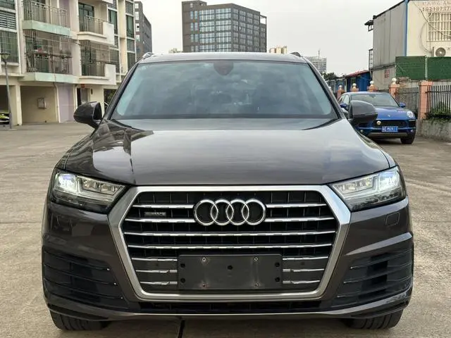 Audi Audi Q7 55 TFSI S line sporty