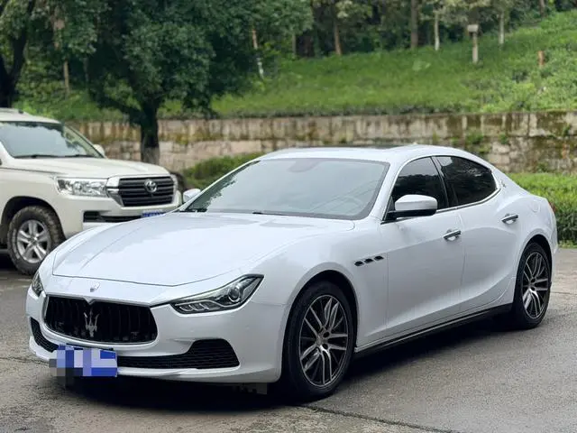 Maserati Ghibli 3.0T Standard Edition
