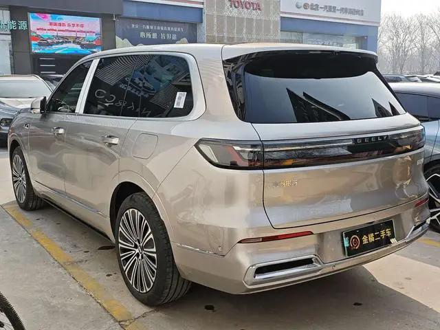 Geely Galaxy Galaxy M9 210km four-wheel drive pilot version