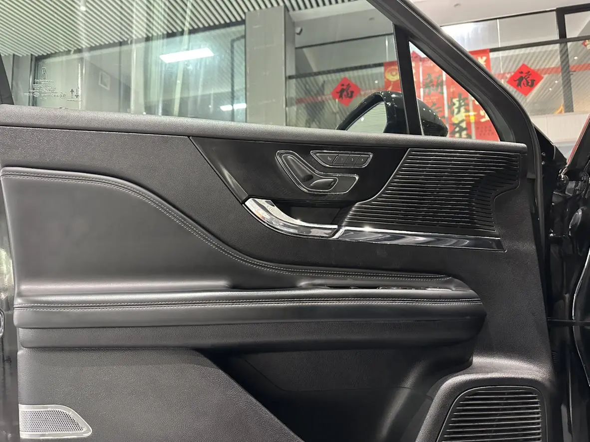 Lincoln Adventurer 2.0T two-wheel drive Exclusive edition