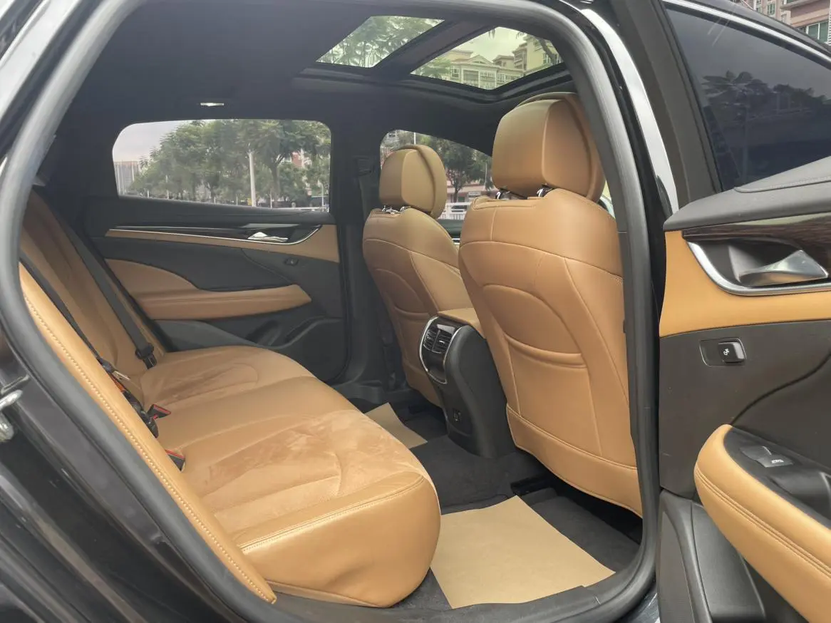 Buick Lacrosse 28T luxury