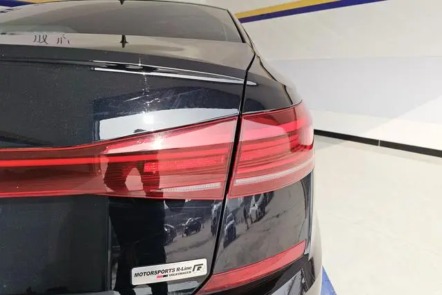 Volkswagen Passat Facelift 330TSI Starry Sky Deluxe Edition