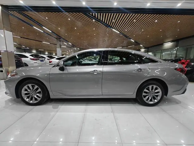TOYOTA Asian dragon 2.0L Deluxe Edition Country VI