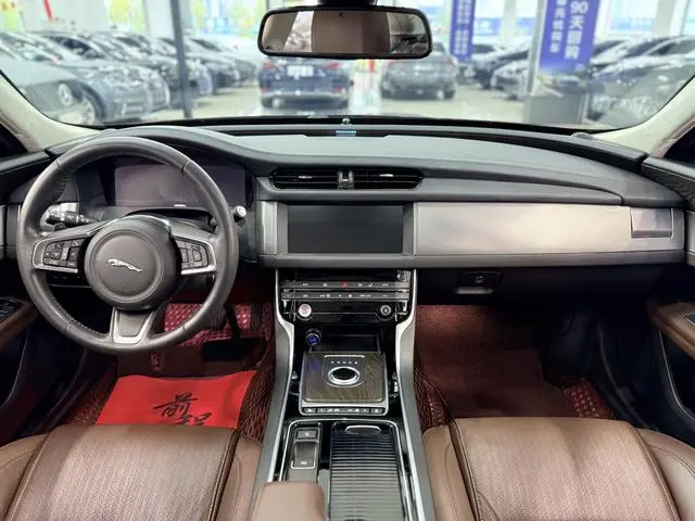 Jaguar Jaguar XFL 2.0T P250 four-wheel drive Exclusive Edition