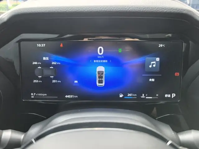Geely Xingyue L 2.0TD high-power automatic two-wheel drive Skyrim version