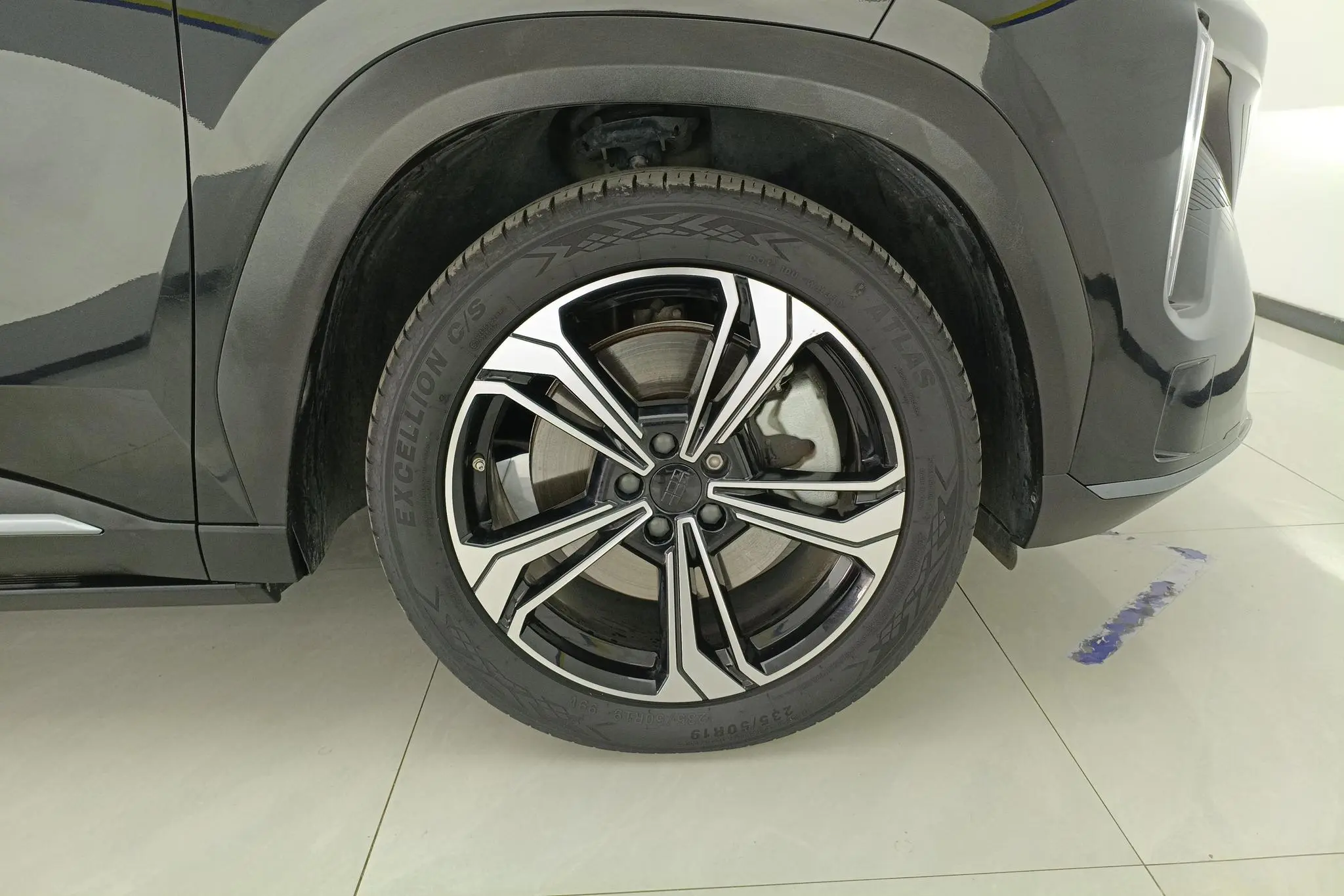 Geely Galaxy Galaxy L7 1.5T DHT 115km MAX