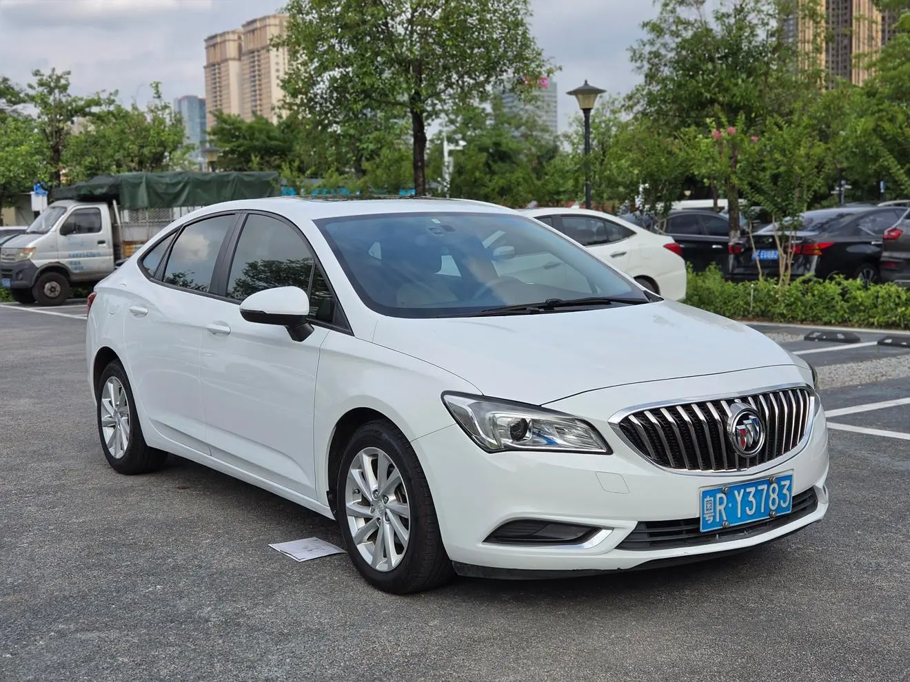 Buick Weilang Sedan 15S automatic aggressive type