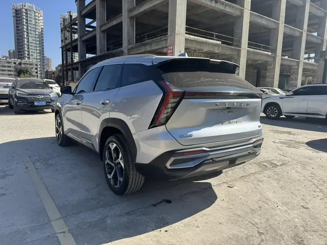 Geely Boyue L 1.5TD DCT Glory Edition