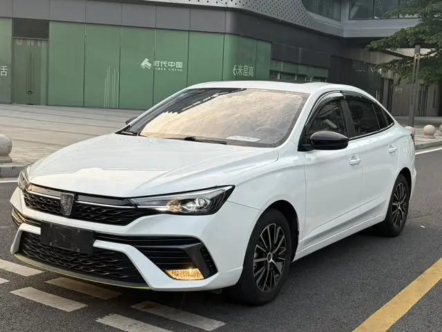 Roewe Roewe i5 1.5L CVT Platinum edition