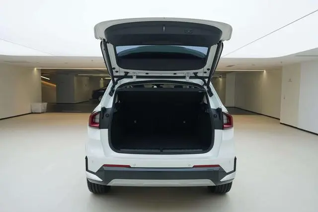 BMW BMW X1 sDrive25Li X design set