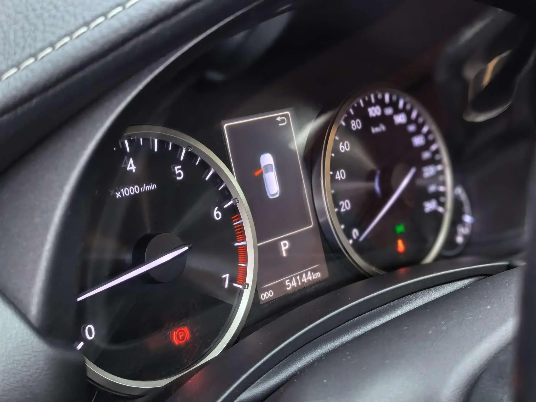 Lexus Lexus NX 200 front drive Front line version Country VI